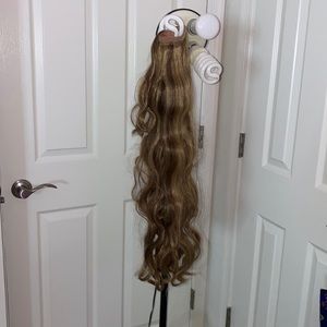 Grande 26” Hollywood Wave Wraparound Pony